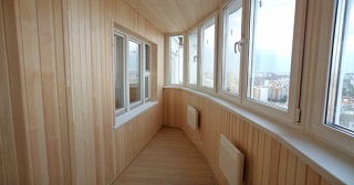 Отделка, остекление, утепление балконов в Ялте от 211 руб. м/2.